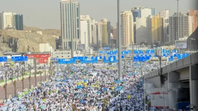 ضيوف الرحمن يستقرون في منى ويستقبلون أيام التشريق