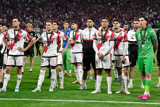 لاعبو رايو يتحسرون على الفرص الضائعة في النهائي الأوروبي