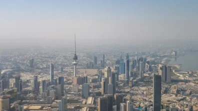 الجيش الكويتي يتصدى لهجمات صاروخية وطائرات مسيرة