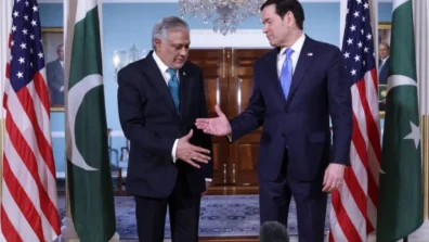 ترمب يتحدث عن فتح «هرمز»… واشنطن وطهران قريبتان من اتفاق