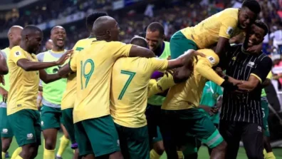 «مونديال 2026»: جنوب أفريقيا تغادر إلى المكسيك بعد «فوضى» التأشيرات