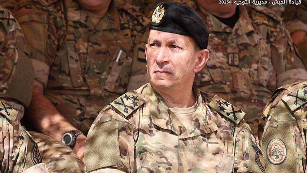 "سنكون سداً منيعاً في وجه المؤامرات".. قائد الجيش: رسالتنا واضحة!
