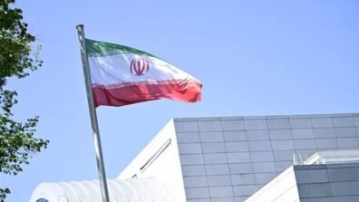 بعد العقوبات على "حزب الله" وحركة أمل وسفيرها.. ماذا علّقت ايران؟