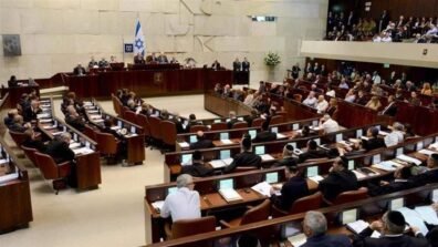 الائتلاف الحاكم في إسرائيل يقترح حلّ الكنيست تمهيدا لانتخابات مبكرة