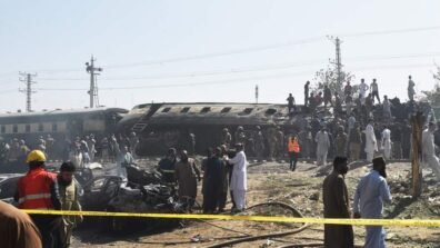 مسؤول محلي: 24 قتيلا على الأقل بتفجير قطار يقل عسكريين في جنوب غرب باكستان
