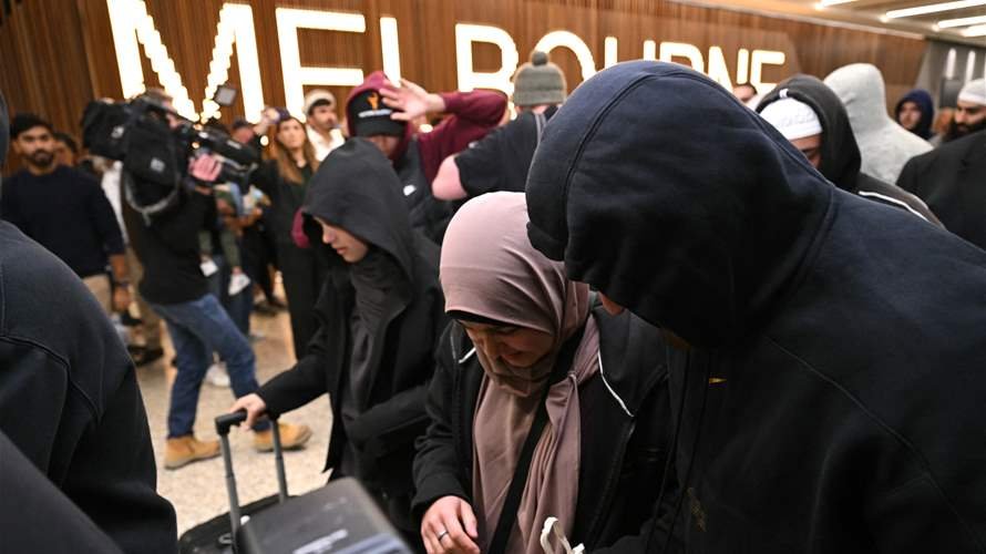 نساء مرتبطات بتنظيم الدولة الإسلامية يعدن مع أطفالهن إلى أستراليا