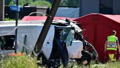 مقتل أربعة أشخاص بينهم طفلان بحادث اصطدام قطار بحافلة مدرسية في بلجيكا