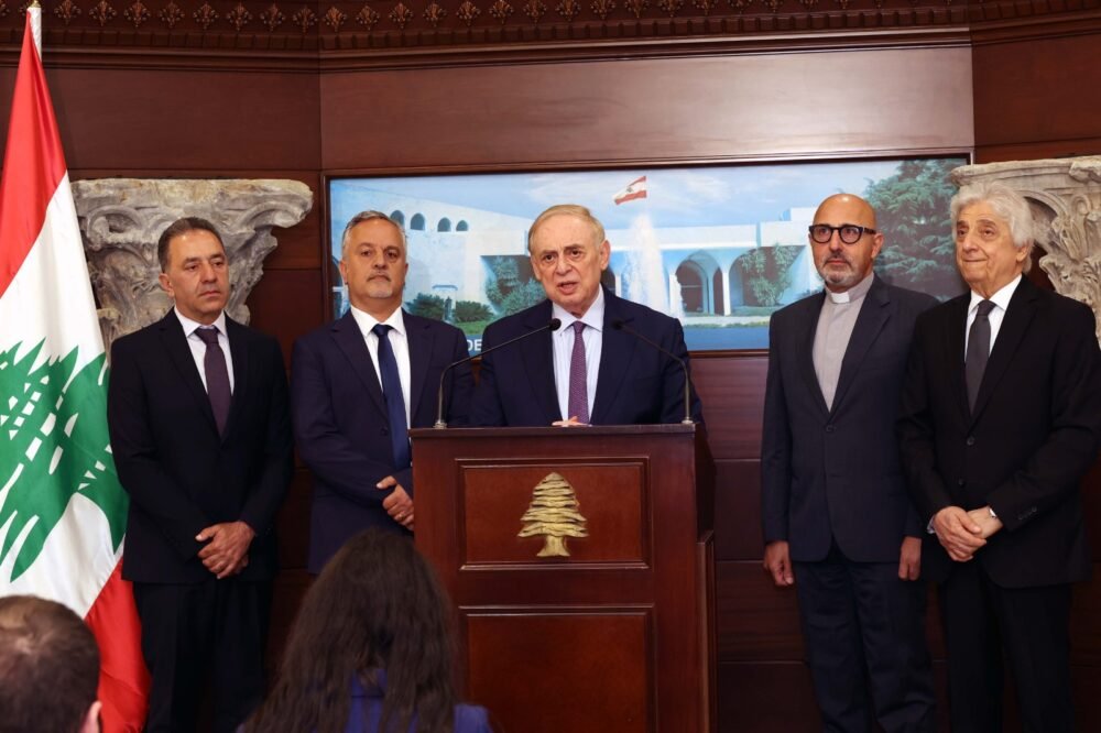 البستاني ووفد من لجنة إدارة مستشفى دير القمر الحكومي يزورون الرئيس عون