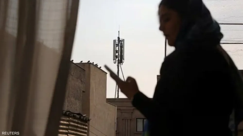 إيران تعيد الإنترنت بعد الحجب.. والشعب يسارع إلى الـ VPN