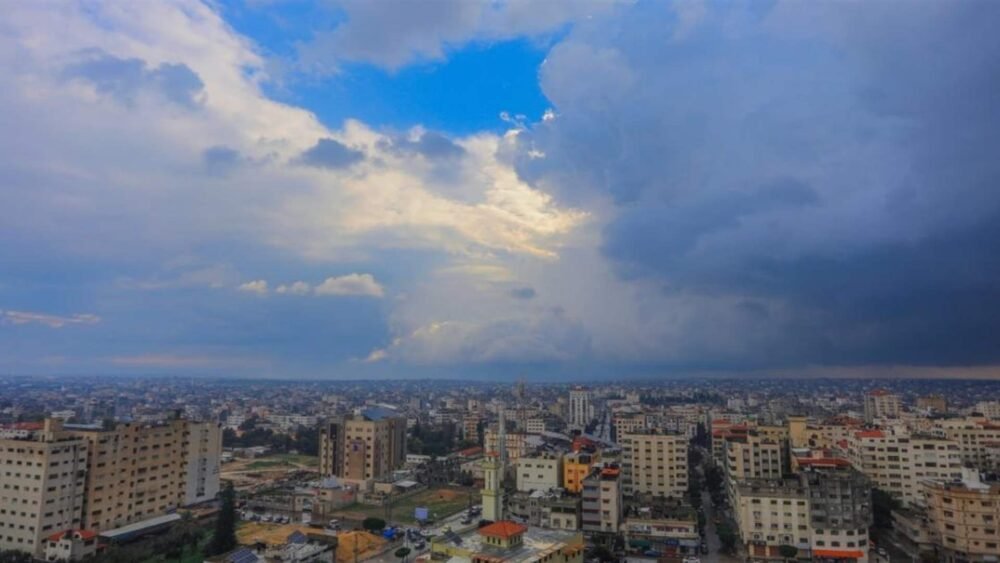 الأمطار لن تُفارقنا.. اليكم حال الطقس