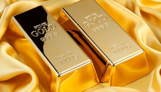 الذهب يصعد مع تراجع الدولار