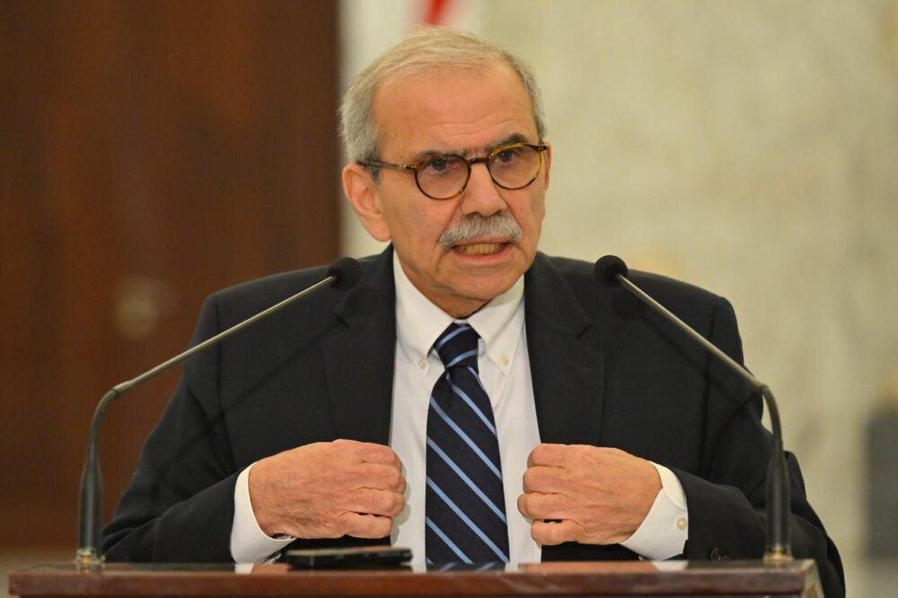 نواف سلام: لبنان يمر بأصعب الظروف… والعيد مناسبة للتمسّك بالأمل