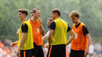 هولندا تطمح للمجد في كأس العالم رغم غياب بريق النجوم