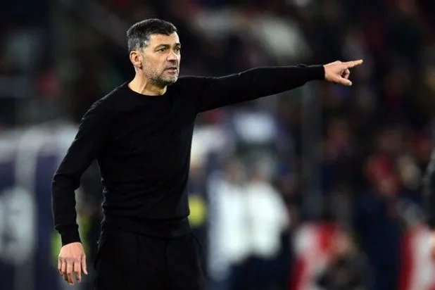 الاتحاد يقيل مدربه البرتغالي كونسيساو
