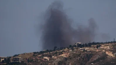 مقتل 14 شخصا في قصف إسرائيلي على جنوب لبنان
