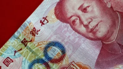 اليوان الصيني يستقر عند 6.77 مقابل الدولار وسط قفزة أسعار المنتجين