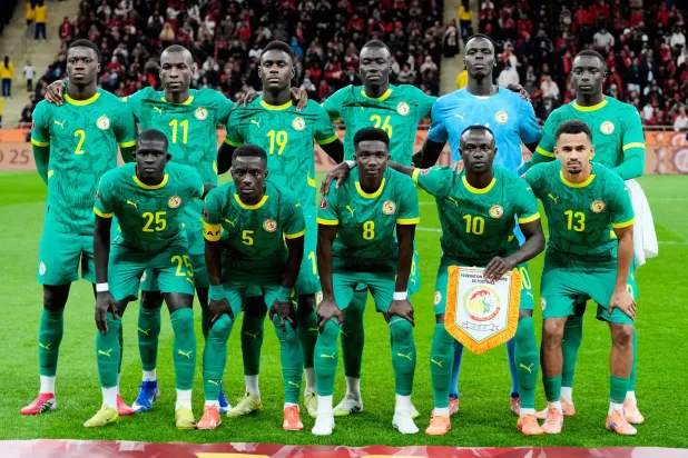 جدل حول تفتيش لاعبي السنغال… و«الاتحاد» يوضح: إجراء لتسريع السفر