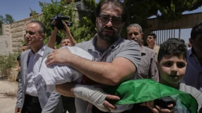 منظمة حقوقية تدحض رواية الجيش الإسرائيلي عن مقتل رضيع فلسطيني
