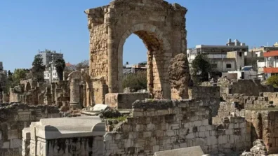 معالم جنوب لبنان الأثرية مهدَّدة بالقصف والنسف الإسرائيليين
