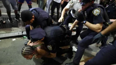 «أن بي أيه»: توقيف نحو 50 شخصا في نيويورك على هامش النهائي