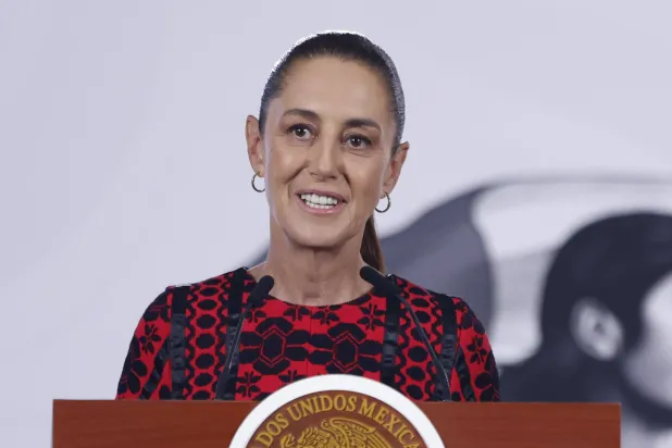 شينابوم رئيسة المكسيك تشيد بافتتاحية «إيجابية» للمونديال