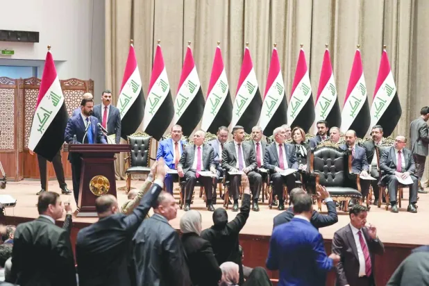 هل تخرج حكومة الزيدي من مظلة إيران تدريجياً؟