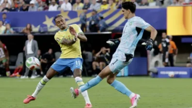 بونو يهدي المغرب تعادلاً مثيراً أمام البرازيل