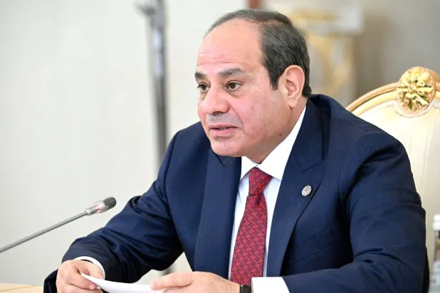السيسي يلتقي ترمب على هامش مشاركته في أعمال قمة مجموعة الدول السبع
