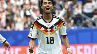 ناثانيال براون لاعب فرانكفورت يقترب من بايرن ميونيخ