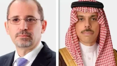 وزيرا خارجية السعودية والأردن يستعرضان مستجدات المنطقة
