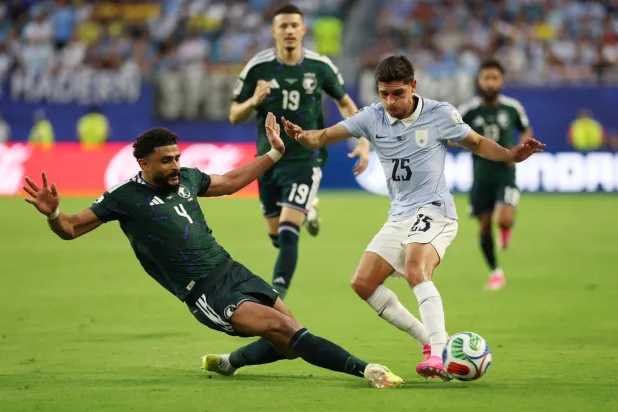 العمري: استحققنا الفوز أمام أوروغواي