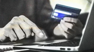 منصات تسوق إلكتروني وهمية تمنح مدمني التبضّع النشوة… دون ثمن