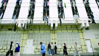 لبنان يسلم سوريا 129 سجيناً محكوماً الأسبوع المقبل ويتحفظ على 7
