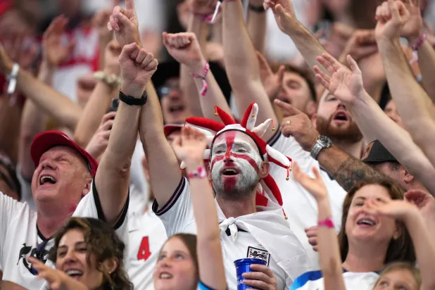 «فيفا» ينفي وجود اختراق أمني في مدرجات «إنجلترا وكرواتيا»