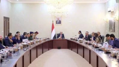الحكومة اليمنية تراهن على المعالجات المالية والخدمية