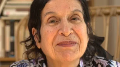 رحيل الكاتبة العراقية سميرة المانع في العاصمة البريطانية عن 91 عاماً