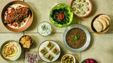 المطاعم اللبنانية في لندن بين الإغلاق والافتتاح… والبقاء للأقوى