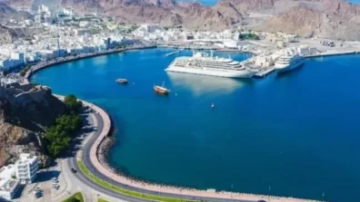 عُمان تسجل إيرادات 31.5 مليار دولار وعجزاً بـ1.2 مليار في 2025