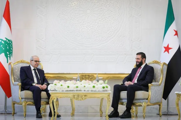 نواف سلام يشيد بموقف الرئيس السوري تجاه لبنان