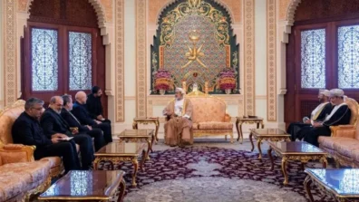 عُمان تؤكد الحفاظ على مرور آمن في «هرمز» «خالٍ من الرسوم»