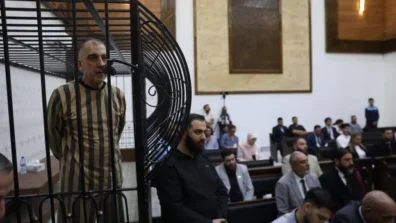 عاطف نجيب ينكر مجدداً الاتهامات بعد مواجهة مع ضحاياه