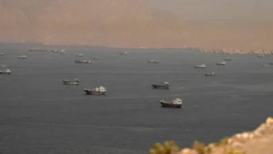 عُمان تتيح ممراً بحرياً مؤقتاً لعبور مضيق هرمز دون فرض رسوم