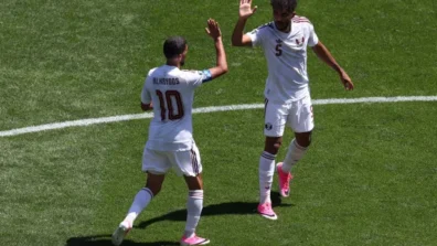 الهيدوس يمنح قطر رقماً تهديفياً جديداً في كأس العالم