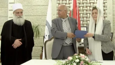 شيخ العقل: لتضافر جهود المؤسسات في ظل التحديات