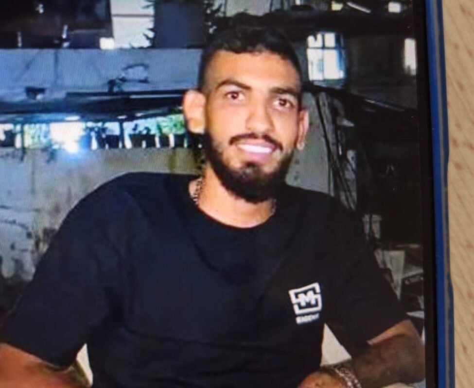 أيمن أحمد الوفائي غادر منزلi ولم يَعُد.. هل تعرفون شيئًا عنه؟
