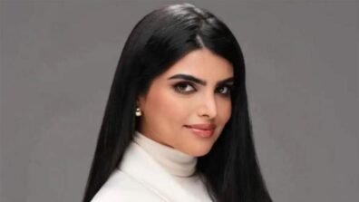 سارة الودعاني تحسم حقيقة عودتها إلى الحجاب