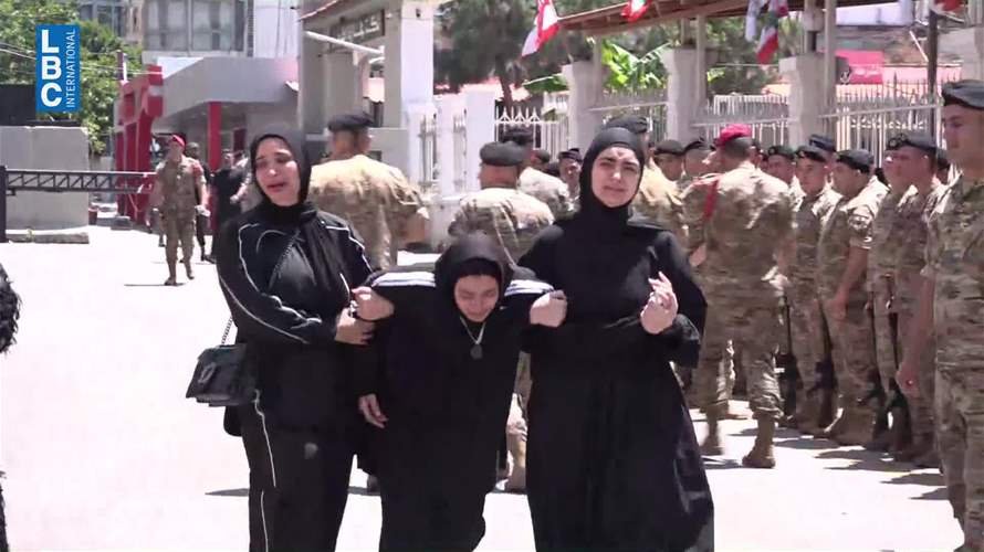 التحية الأخيرة لشهداء الجيش اللبناني.. والجدل مستمر حول أهداف الاستهداف الاسرائيلي