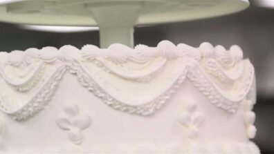 Half Birthday… اقتصاد الأعياد المُستحدَثة
