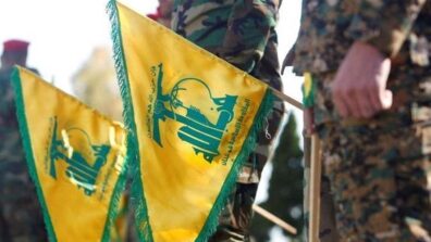 حزب الله: العدوّ تعمد مجددا استهداف مواطِنين لبنانِيّين كانوا يتفقّدون منازلهم في دوحة كفررمان متذرّعًا بأنّهم يشكّلون تهديدًا له