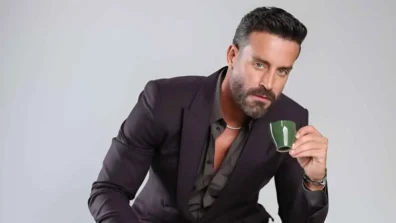سعد رمضان لا يستبعد غناء قصائد نزار قباني